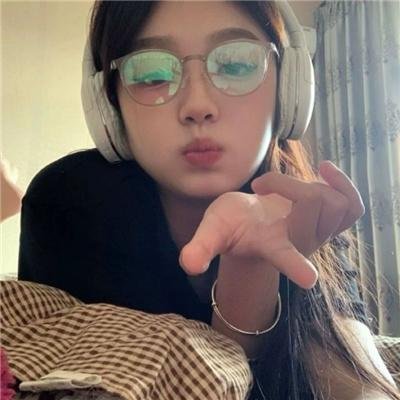 生活艰难也许快乐